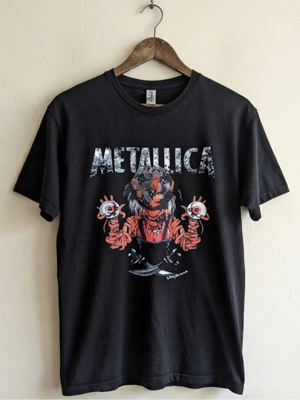 Gildan Black Metallica Graphic Tee with Red and White Artwork | Unisex Shirt